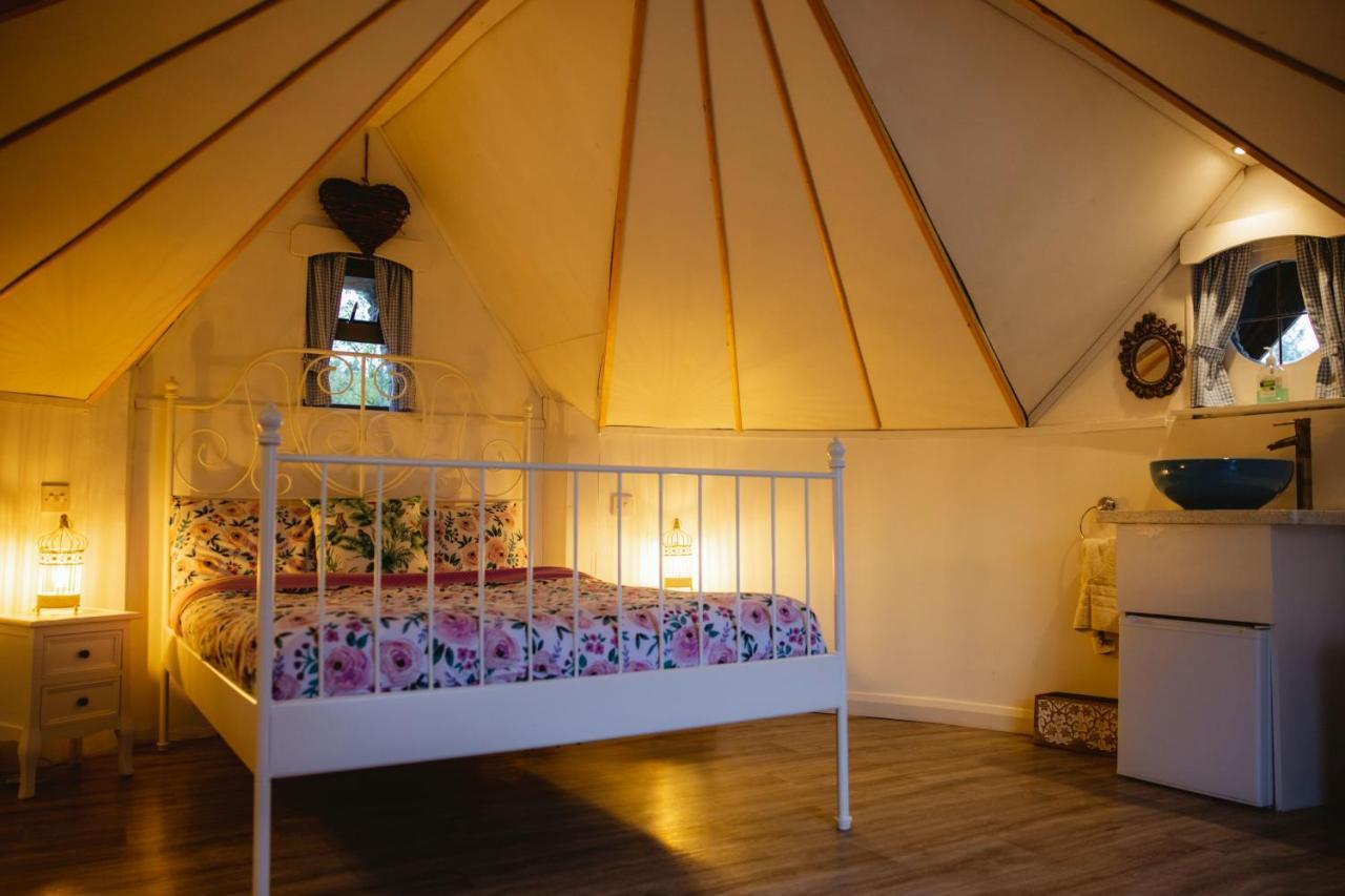 Mayo Glamping كاستليبار المظهر الخارجي الصورة